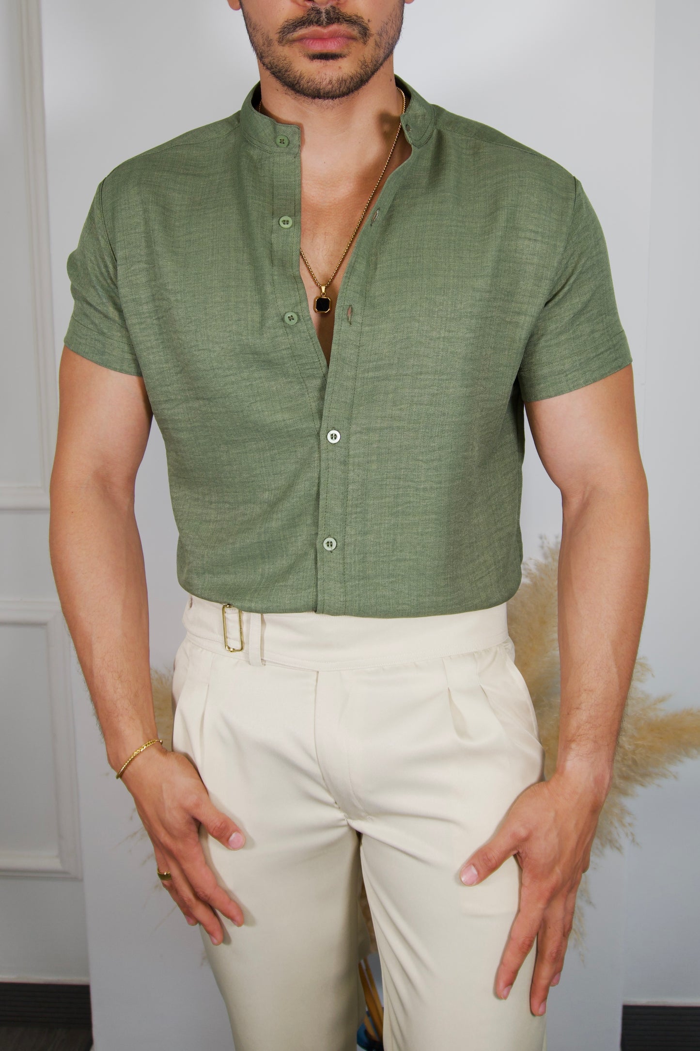 Camisa Oliva Chiaro | Cuello Mao (Verde Oliva Claro)