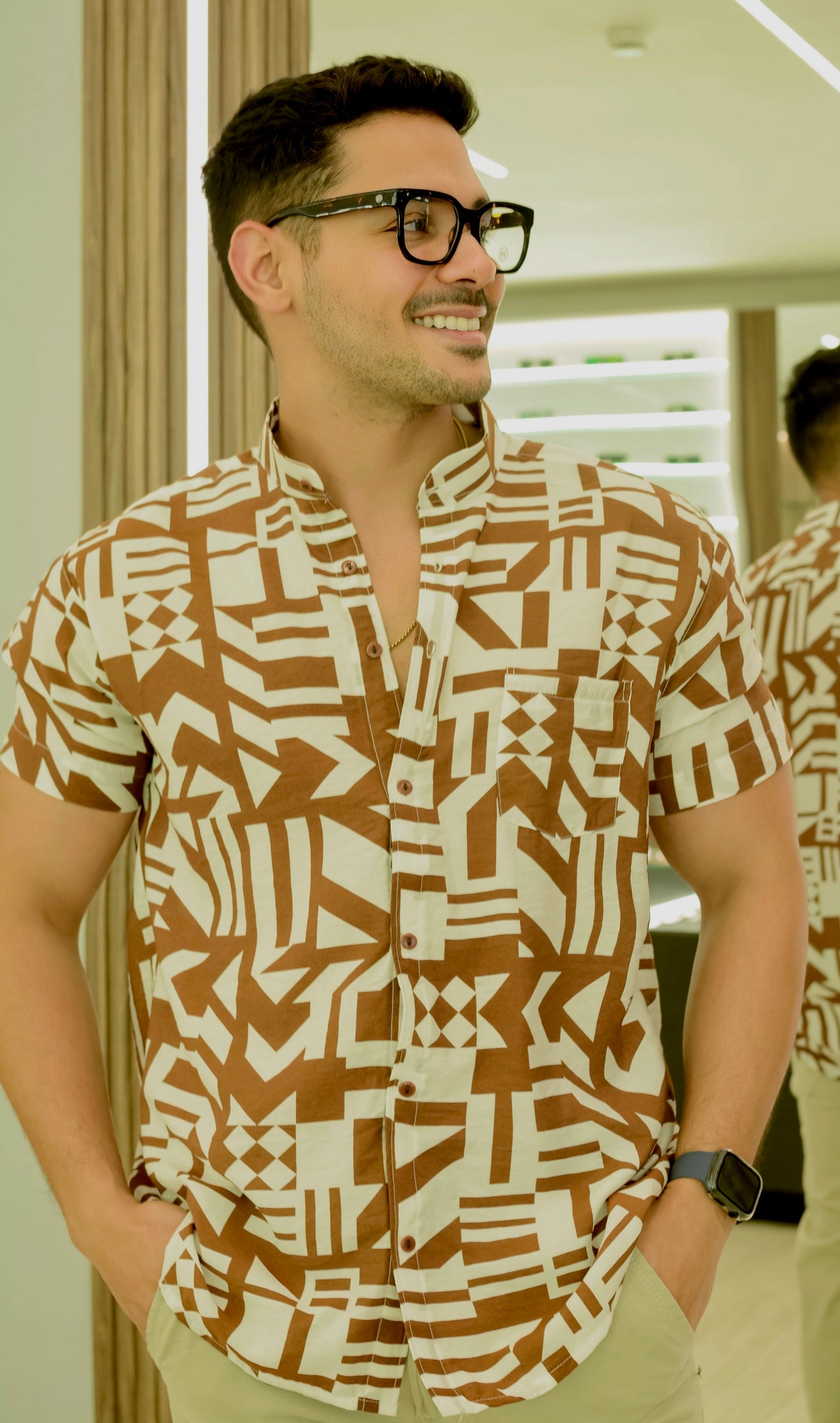 Camisa Brown Abstract Forms