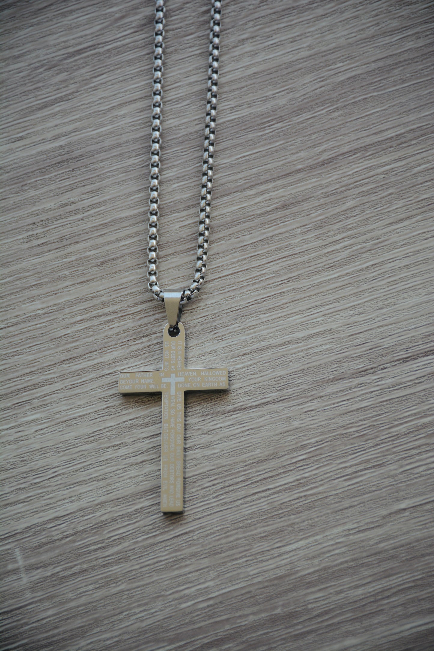 Cadena Crucifix Lux 2| COLECCION GIO ACCESSORIES