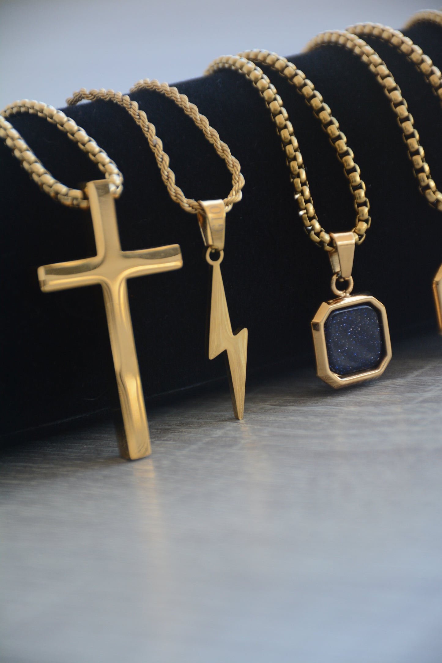 Cadena Stone Lux V2
