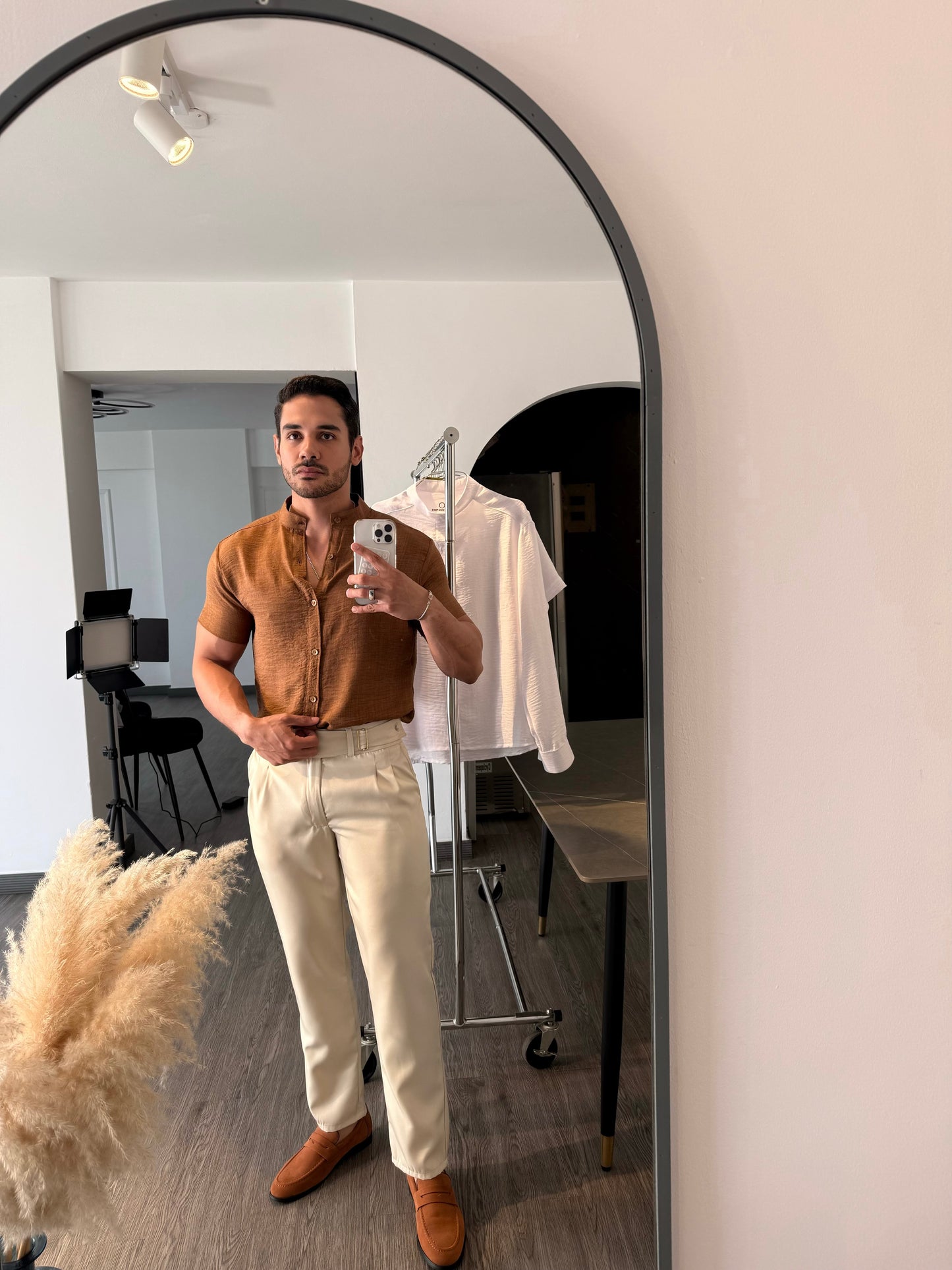 Camisa Terracotta | Cuello Mao (Marrón Ocre) — Sangre & Lino