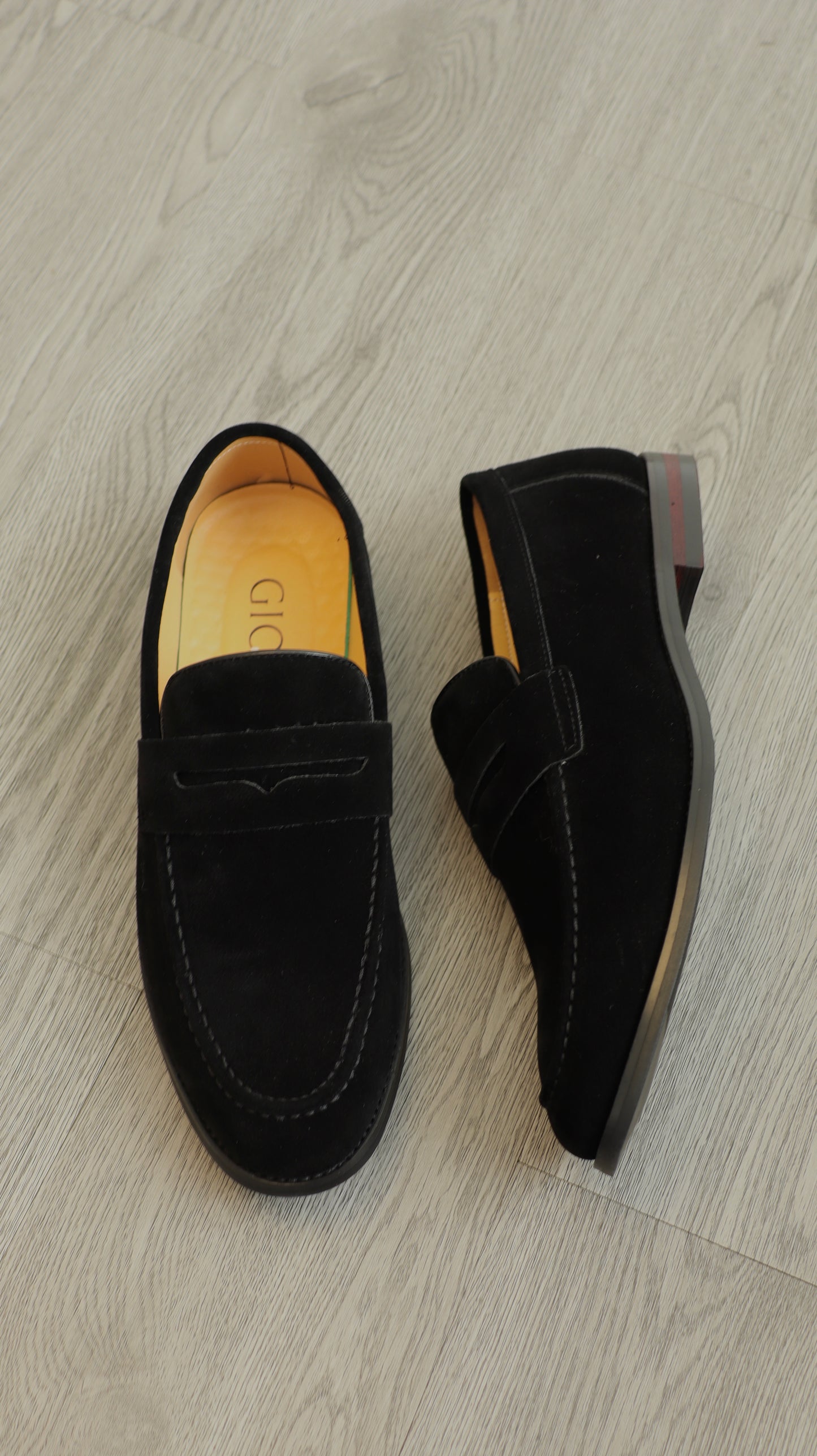 Zapato Prestige Black Suede Loafer